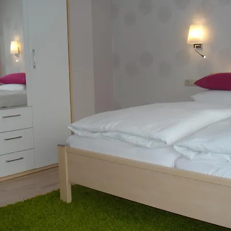 Ferienwohnung Ewa Ellenz-Poltersdorf Kamer foto